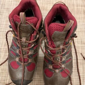 Keen hiking boot